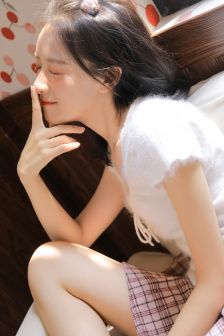 花城又放了一根手指